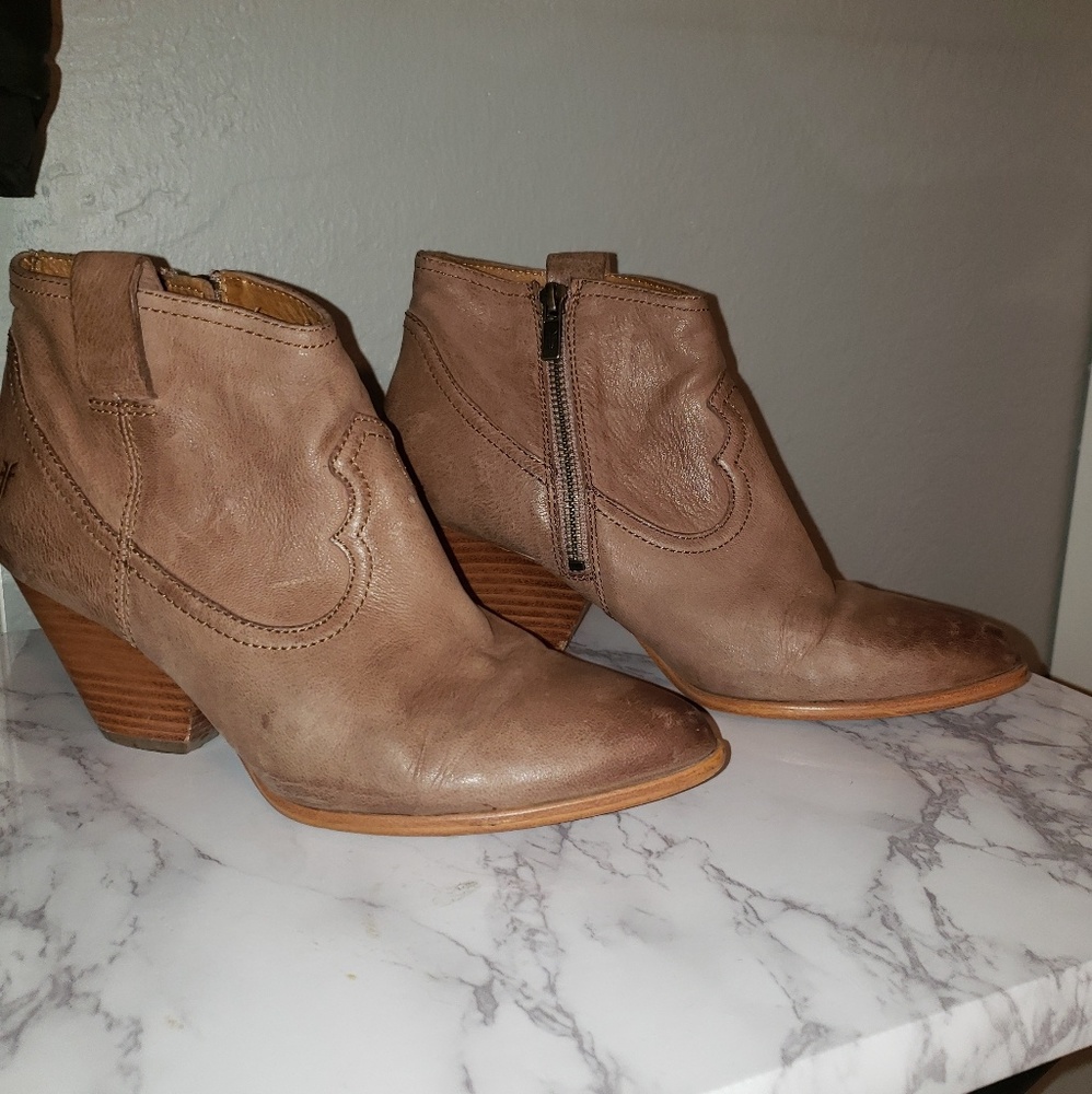 Frye Leather Booties Reina